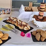Akti Paros * Naousa (Paros)