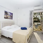 Akti Paros *