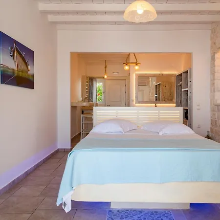Akti Paros Apartment