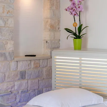 Akti Paros
