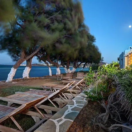 Akti Paros 아파트